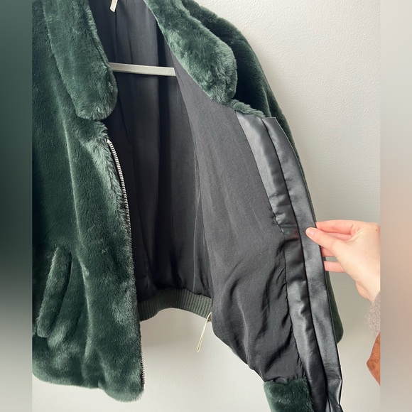 Free people green faux fur fluffy zip jacket emerald mob wife bomber jacket - Picture 10 of 14